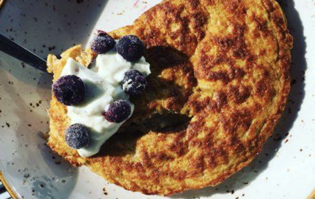 A sweet omelette that is delicious and satisfying